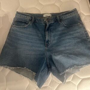 Abercrombie curve love denim shorts